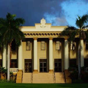 A new way to help some college students: Zero percent, no-fee loans