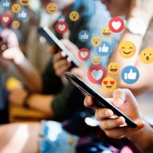 Study reveals surprising mental health benefits of social media