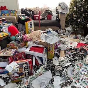 A mental health guide to holiday shopping