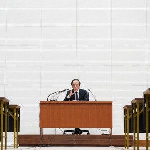 The global rate pivot