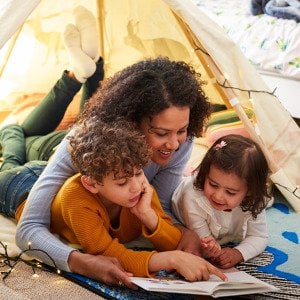 How reading aloud shapes children&rsquo;s emotional development
