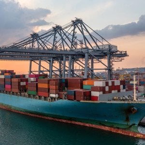 Carriers hold firm on fuel surcharges despite emerging US-Iran peace plans