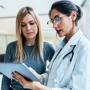 Can doctors from other countries practice in the US?