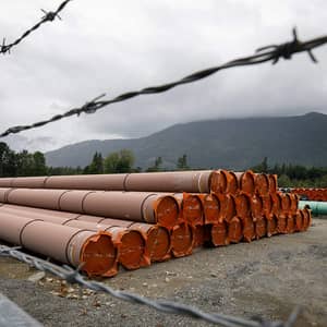 Most Canadians want a pipeline. Nobody wants to pay for it