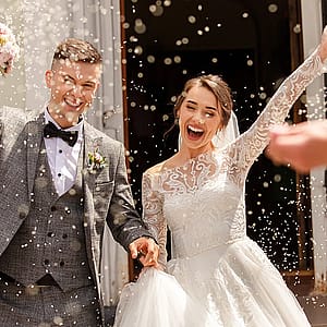 How to control sweat on your wedding day