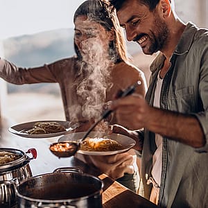 The foods that cause body odor, and what to eat instead