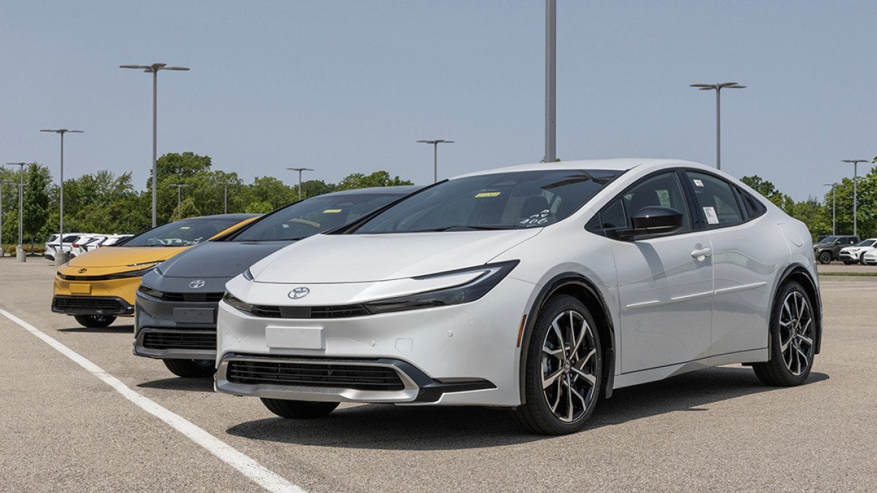 LE, XLE, Limited, and Nightshade models of the 2025 Toyota Prius on display.