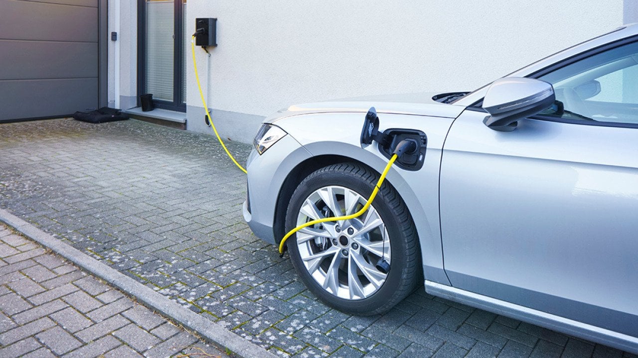5 tips for first-time electric car drivers