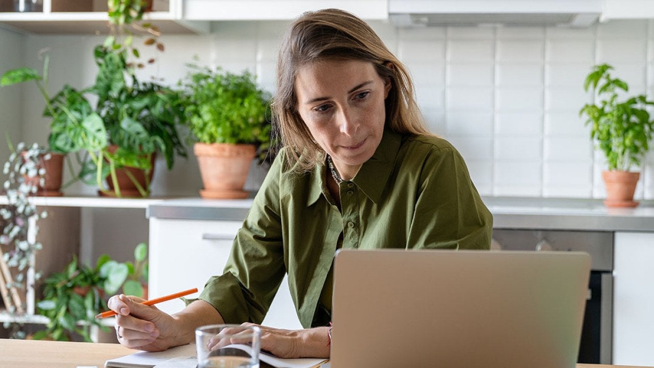 Women are increasingly homeowners, but can experience home insurance coverage gaps