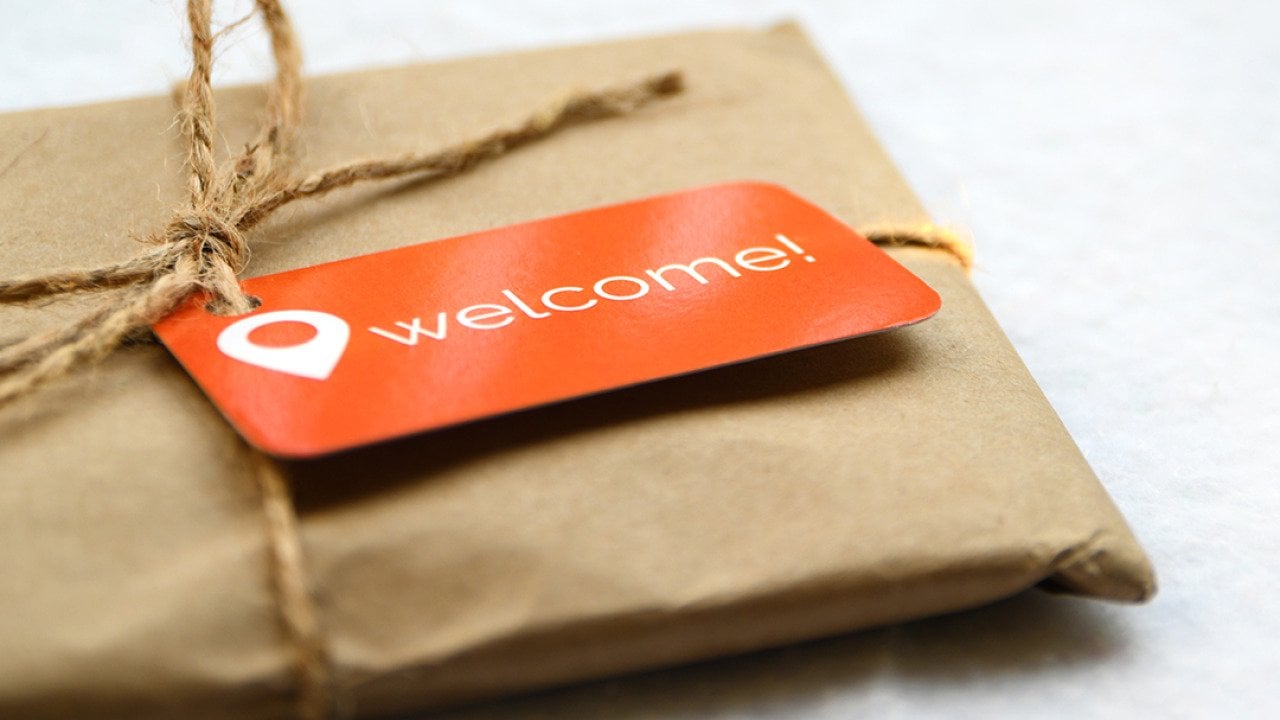 The welcome kit moment: Why timing and curation define your new hire’s first impression