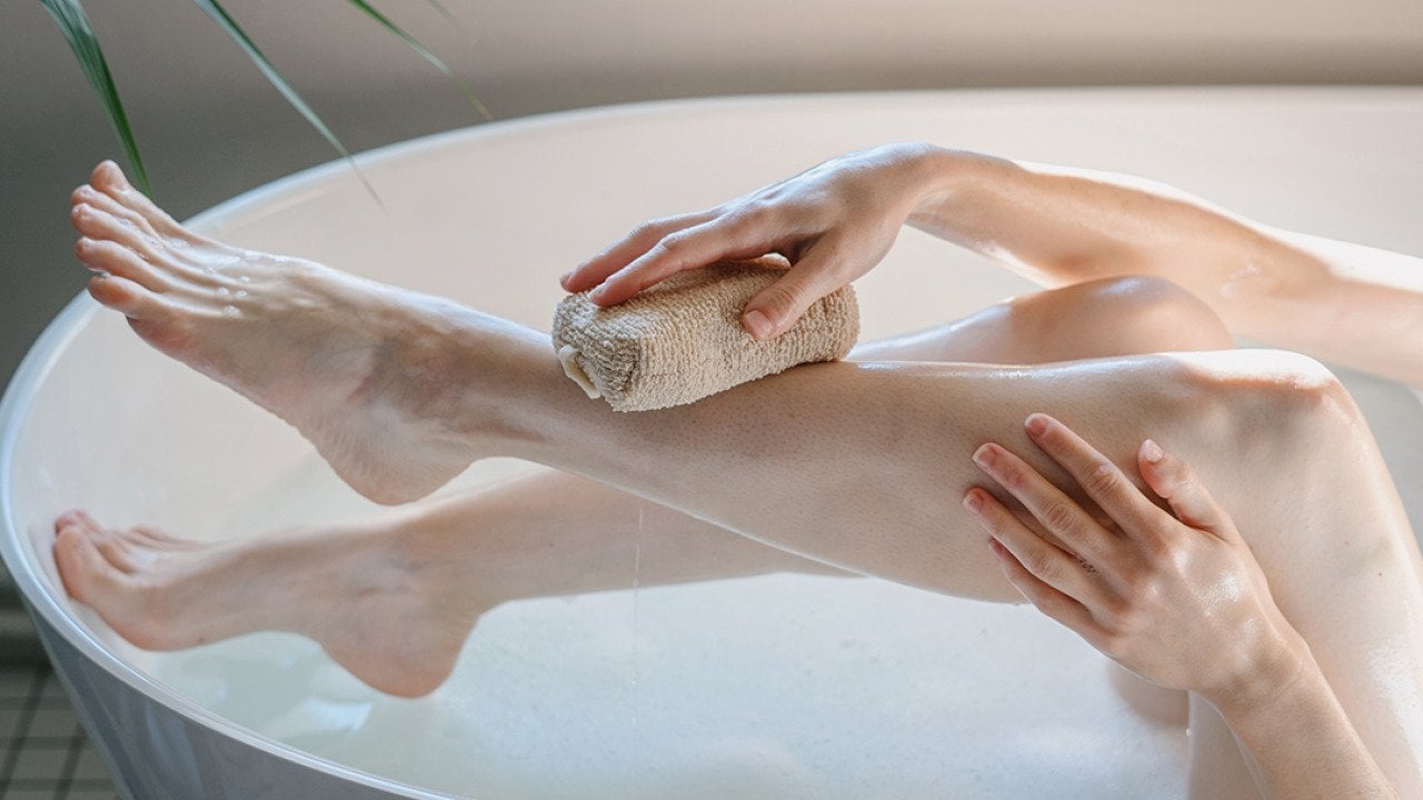 Should you exfoliate before or after shaving? Your skincare guide