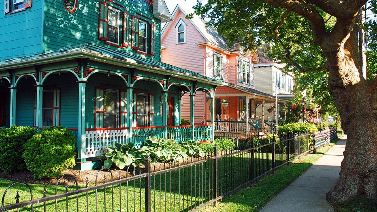 A street of Victorian-style houses in Cape May, New Jersey, USA.