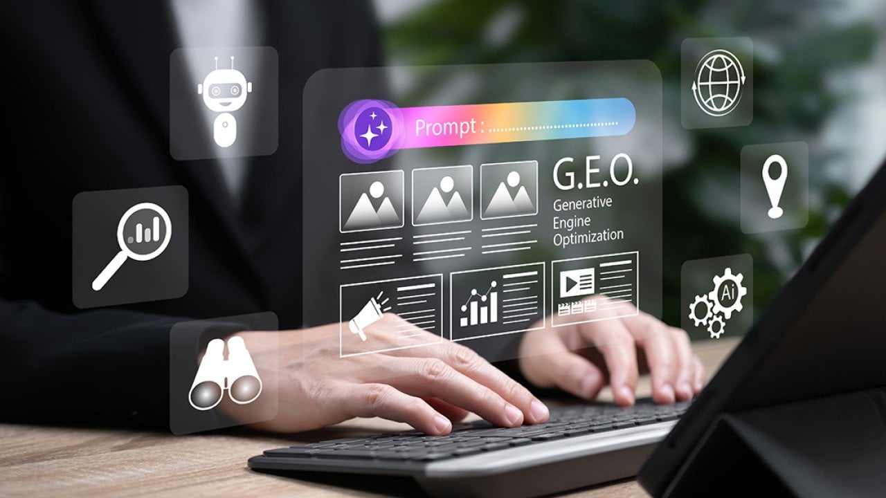 A business person working on a generative engine optimization (GEO) dashboard using AI technology.