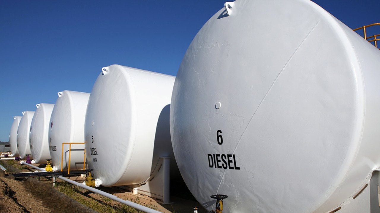 Massive external diesel tanks
