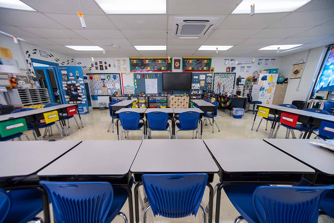 A school classroom for grade school students newly prepared before the start of classes.