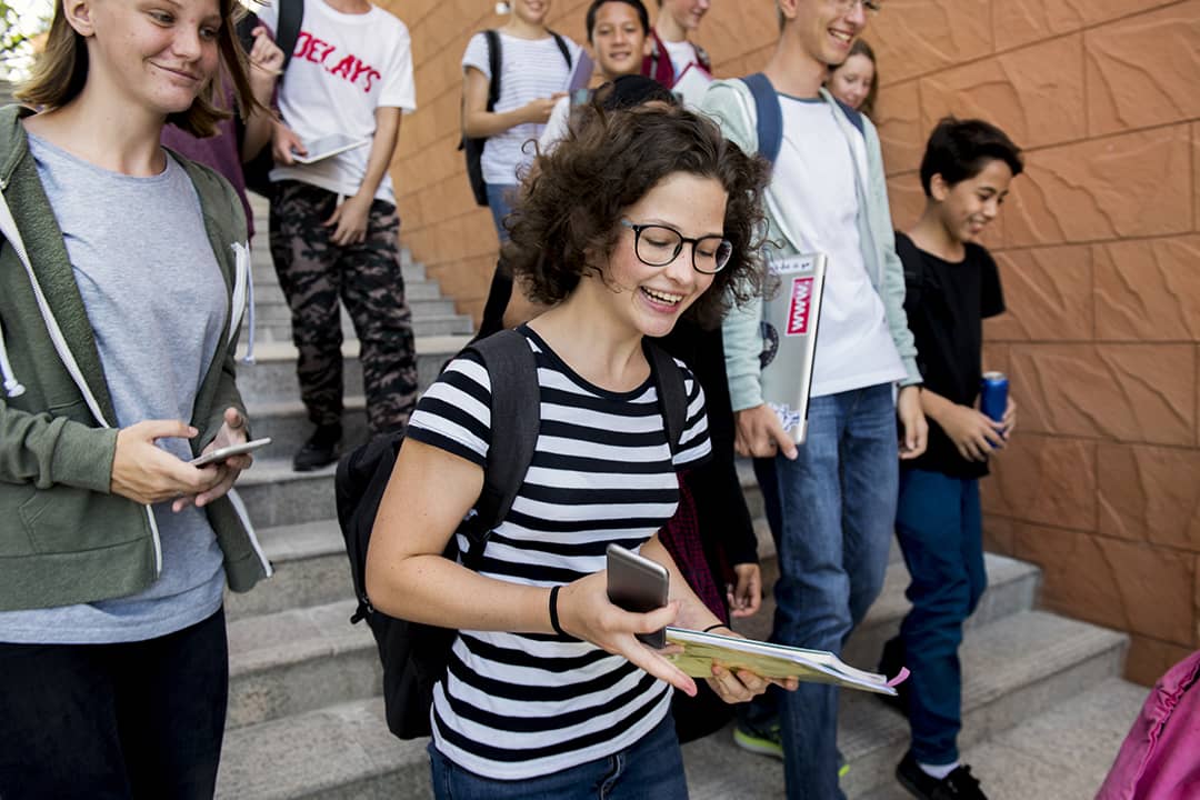 Dry texting: The meaning behind teens’ short texts