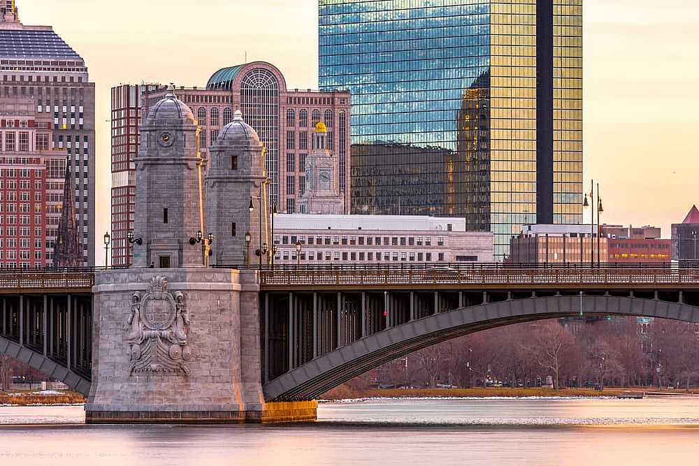 View of Longfellow Bridge, Boston in the morning. It is a bridge spanning the Charles River to connect Boston's Beacon Hill neighborhood with the Kendall Square area of Cambridge, Massachusetts.