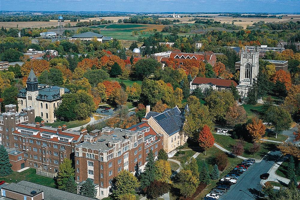 #13. Carleton College