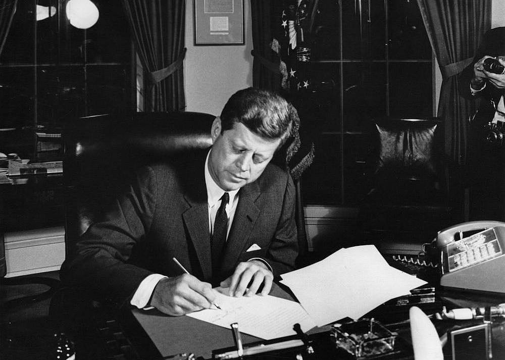 1963
