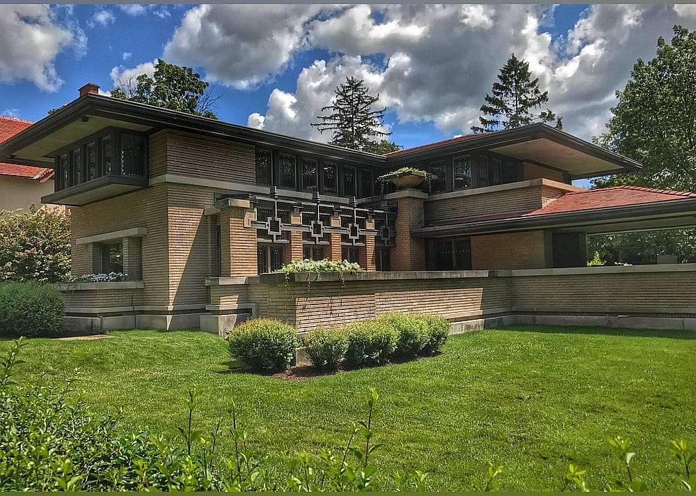 #4. Meyer May House
