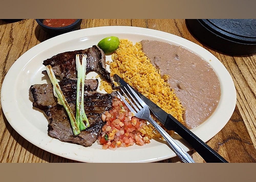 #10. La Salsa Grill