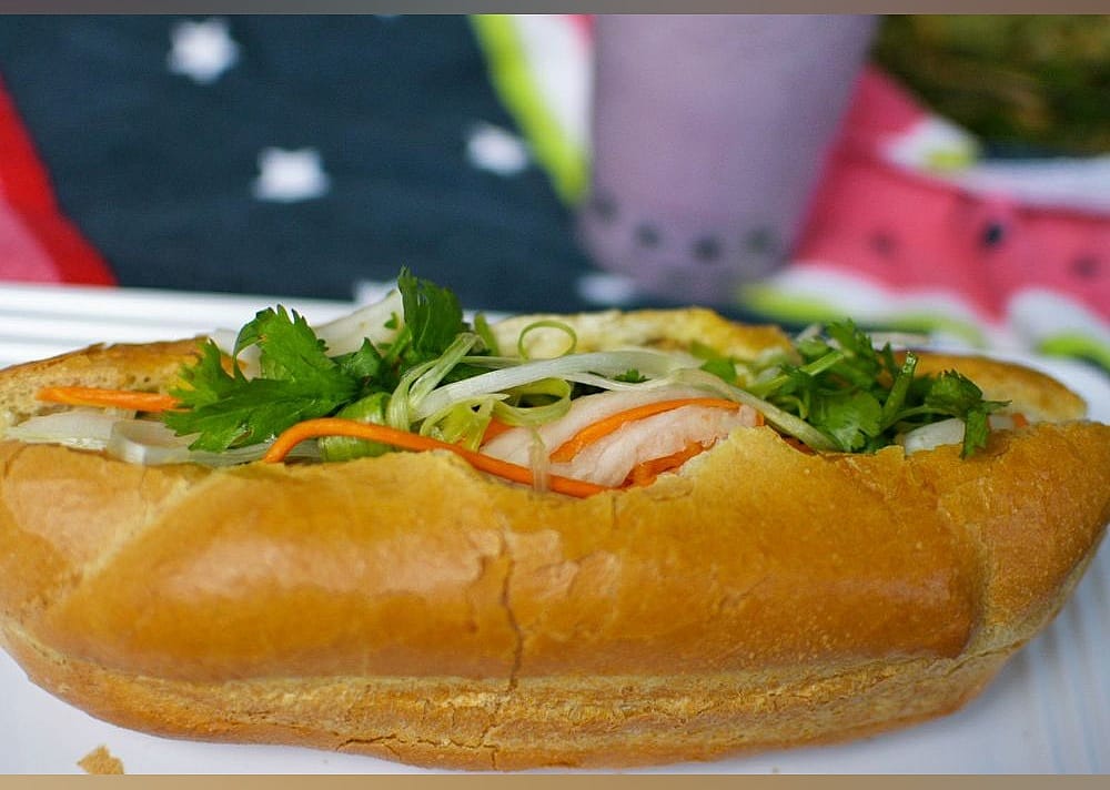 Vietnamese: Banh Mi Ok