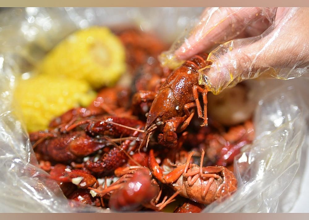#13. Pier 88 Boiling Seafood & Bar