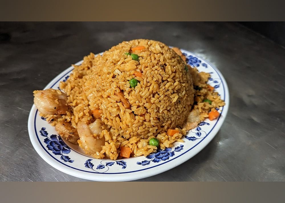 #3. Lucky Chinese Restaurant