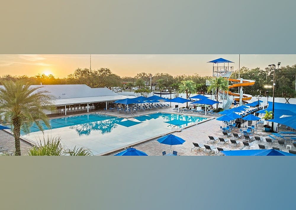 #6. Sun Outdoors Sarasota