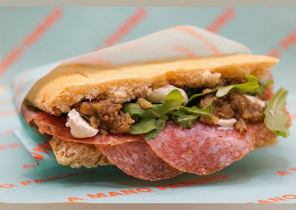 #2. A Mano Panino