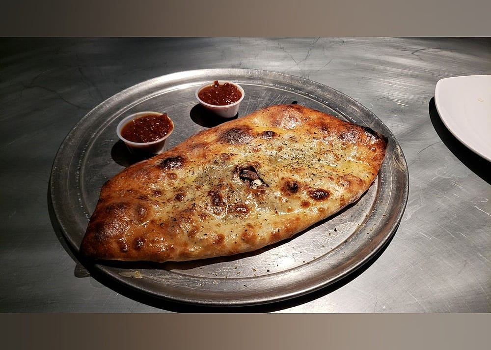 #18. Lucy's New York Style Pizzeria