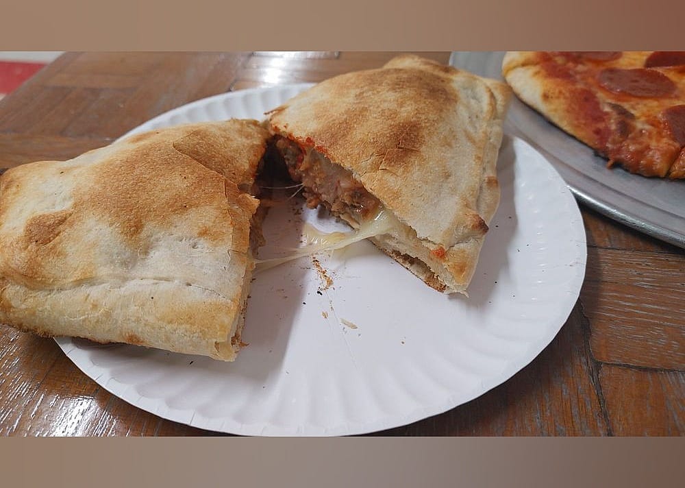 #16. Giorgio's Pizza