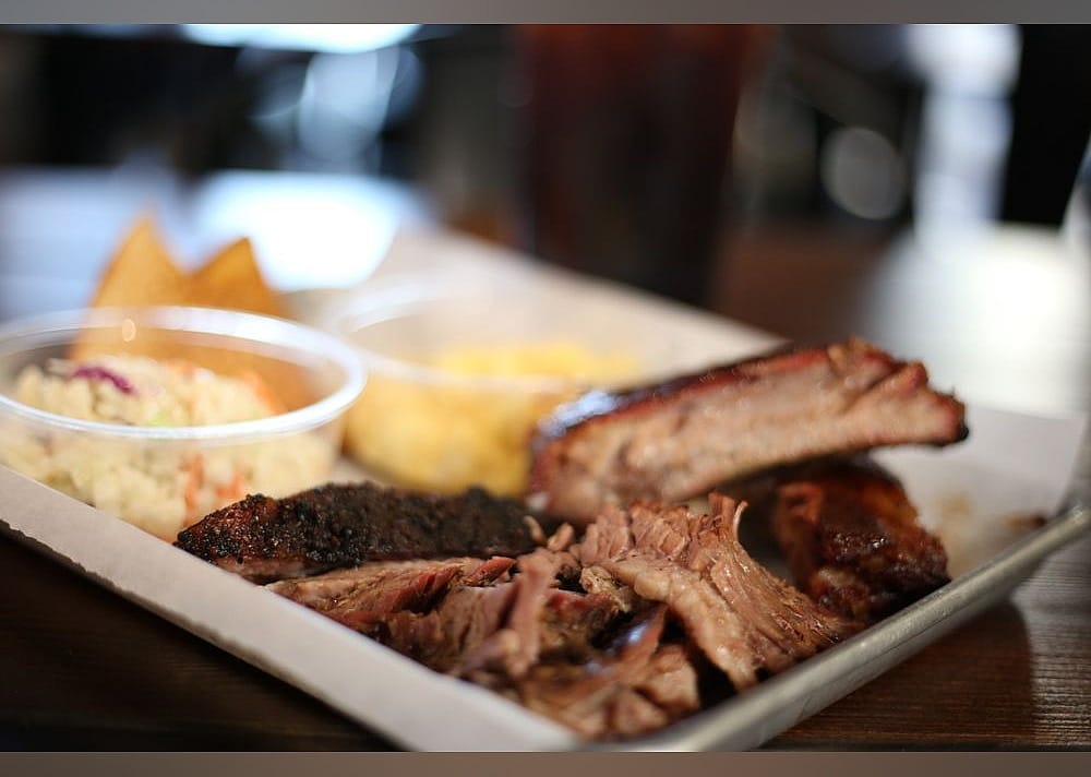 #17. SmokinT's BBQ & Bar