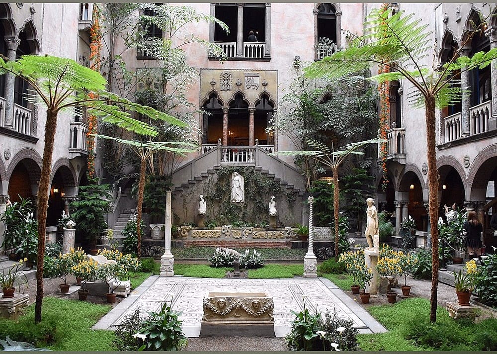 #9. Isabella Stewart Gardner Museum