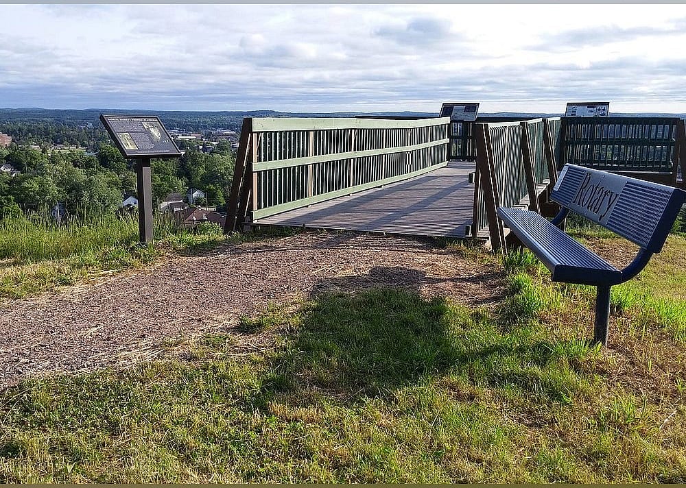 #6. Samuel Bassett Viewing Platform