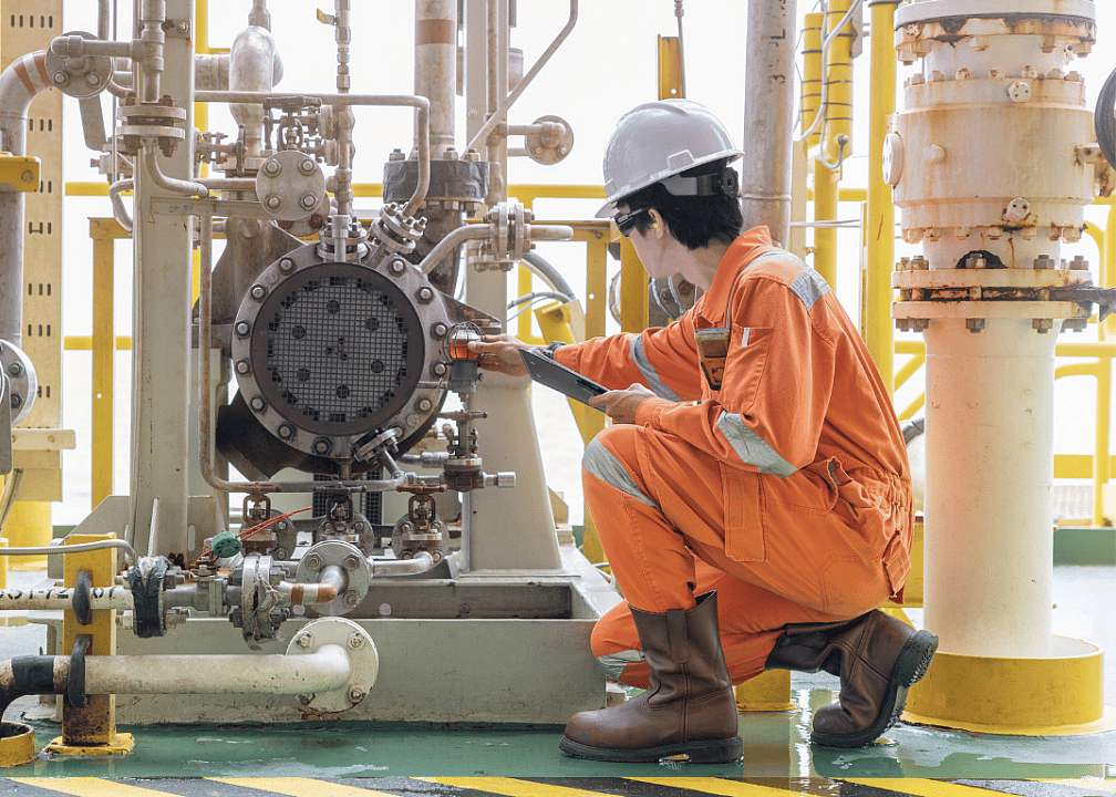 #29. Mechanical engineering technologists and technicians