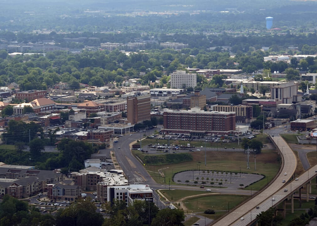 #29. Shelby County and Tuscaloosa County (Alabama)