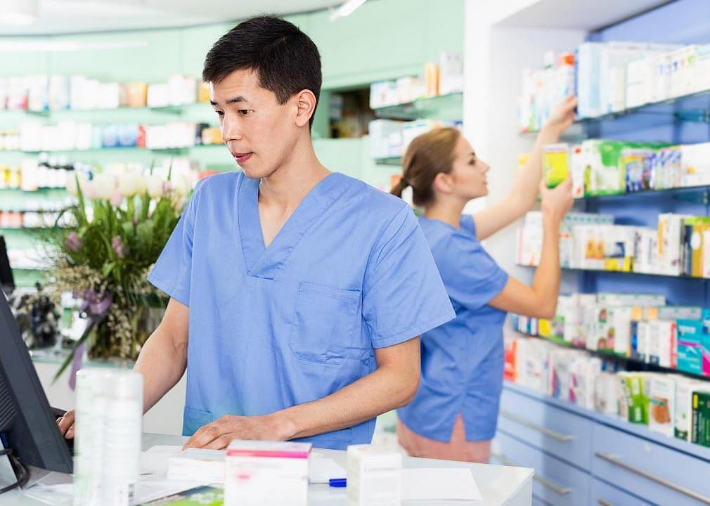 #31. Pharmacy aides