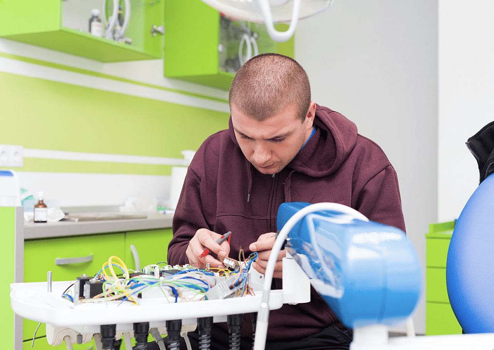 #42. Medical equipment repairers
