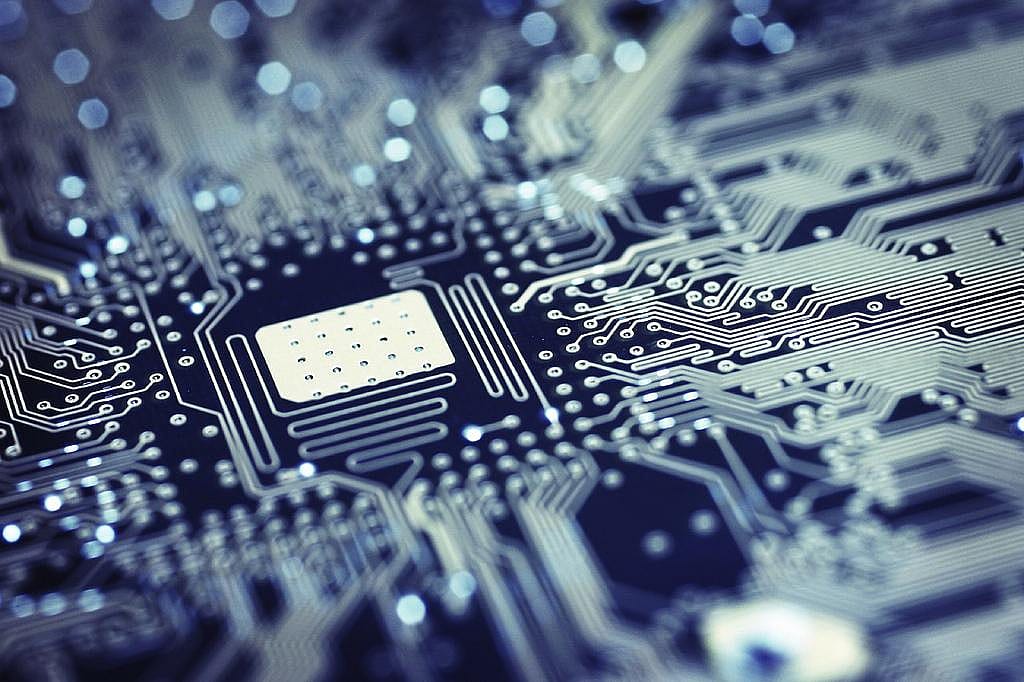 Understand common tech business models