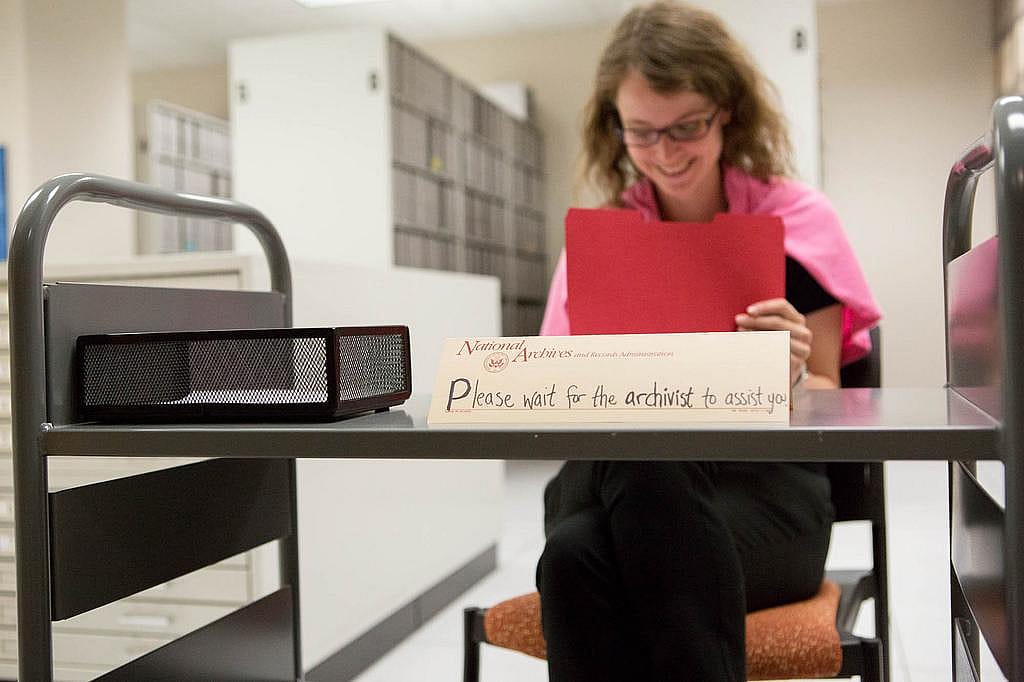 #27. Archivists