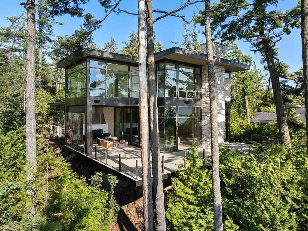 #21. 3087 Forrest Ave, Harbor Springs
