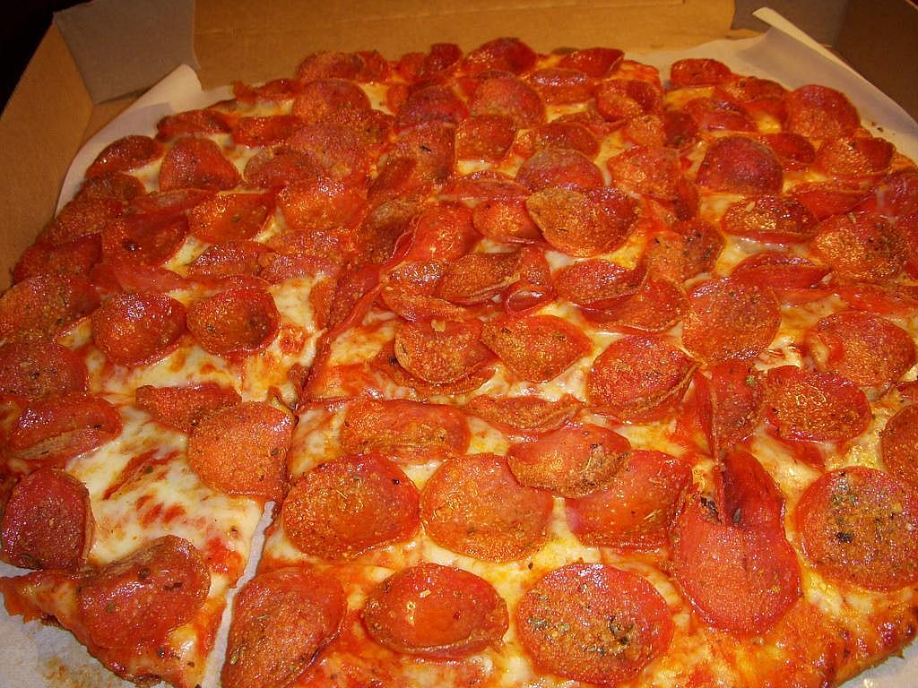 #18. Donatos Pizza
