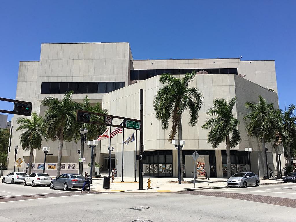 #40. Miami Dade College