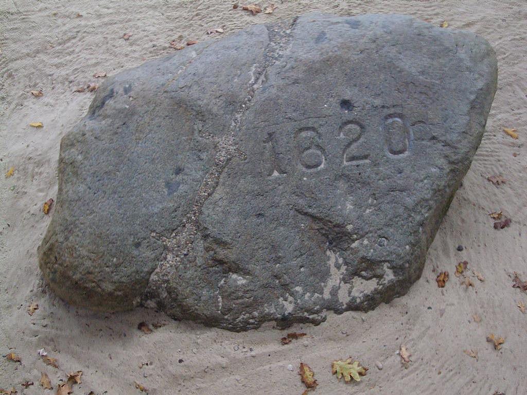 Massachusetts: Plymouth Rock
