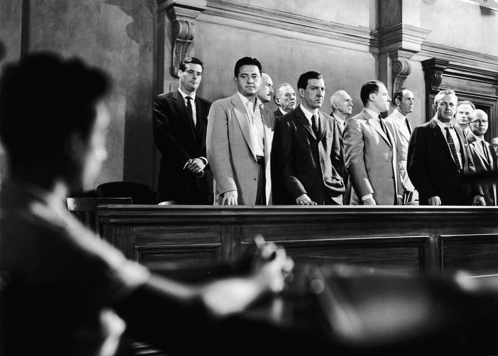 #1. 12 Angry Men (1957)