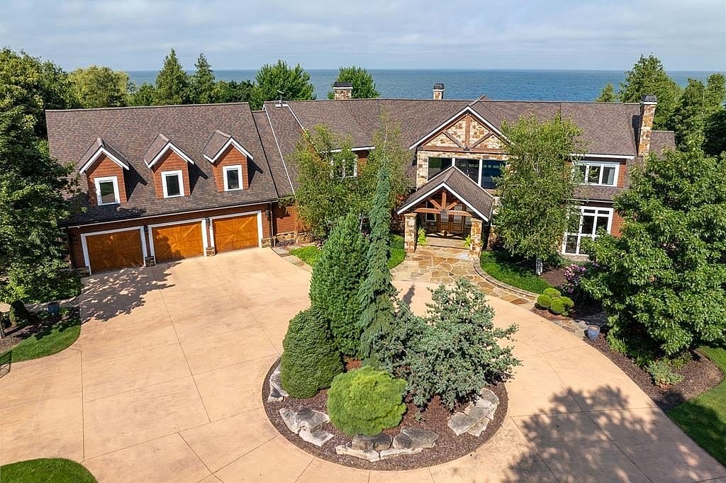 #10. 5707 Bay Shore Dr, Sturgeon Bay