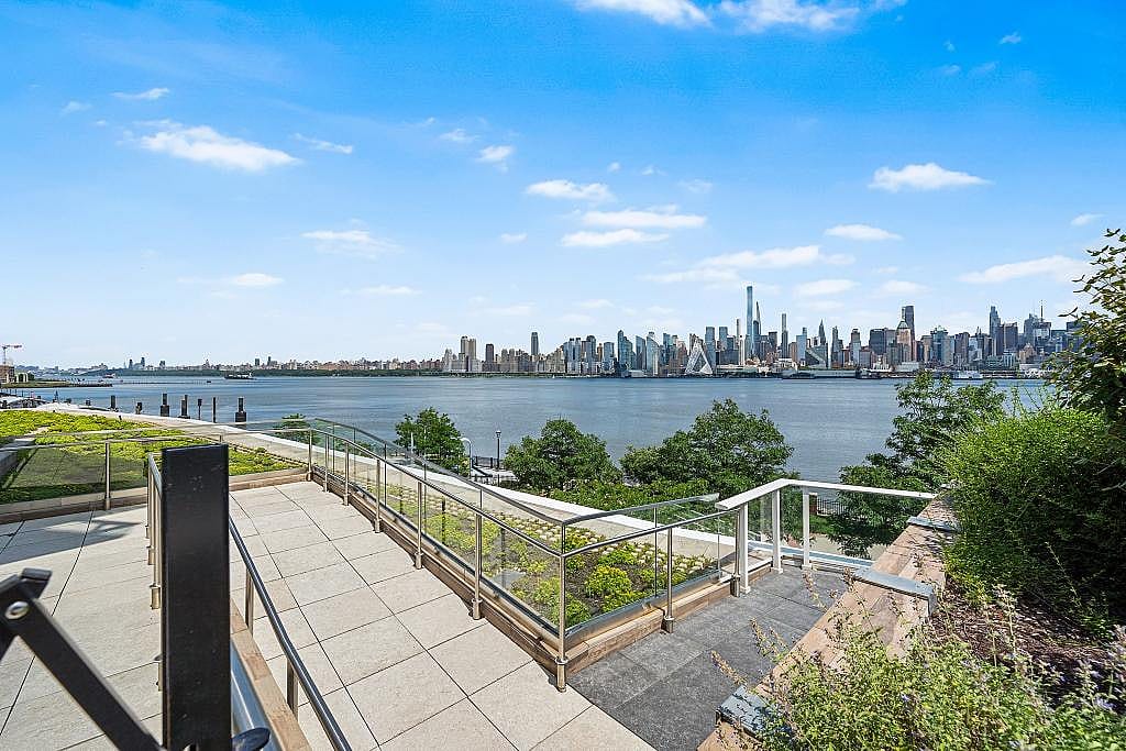 800 Avenue at Port Imperial #508, Weehawken, New Jersey 07086