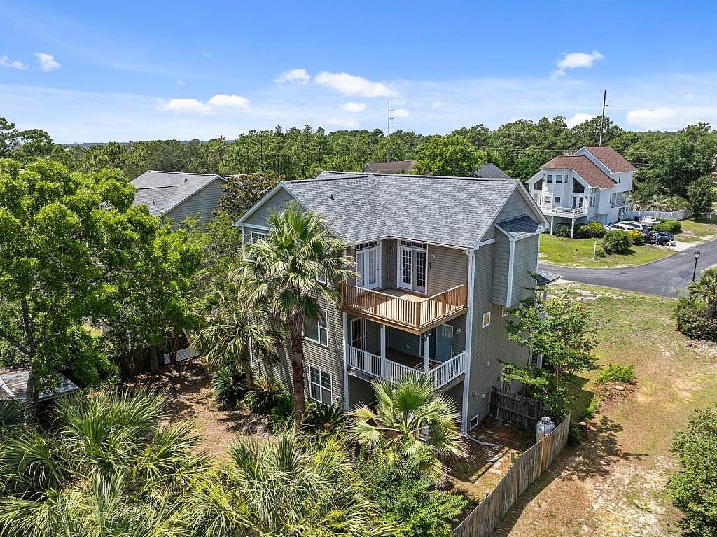 9406 Voyagers Way, Wilmington, North Carolina 28412