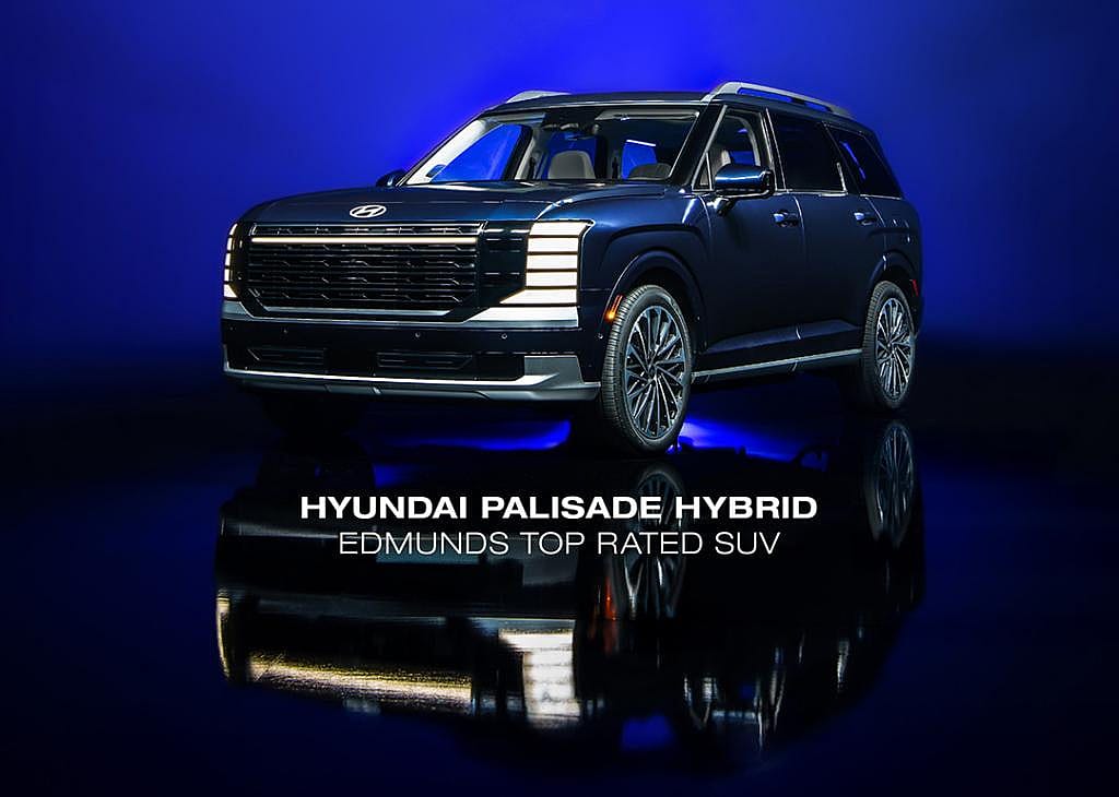 This photo provided by Edmunds shows the Hyundai Palisade Hybrid, the Edmunds Top Rated SUV for 2026.  
